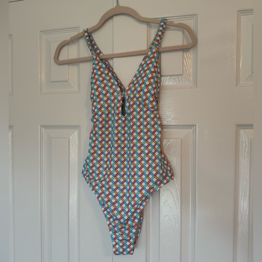 Shade & Shore Geometric extra cheeky Swimsuit in Blue, Orange, and White. NWT
